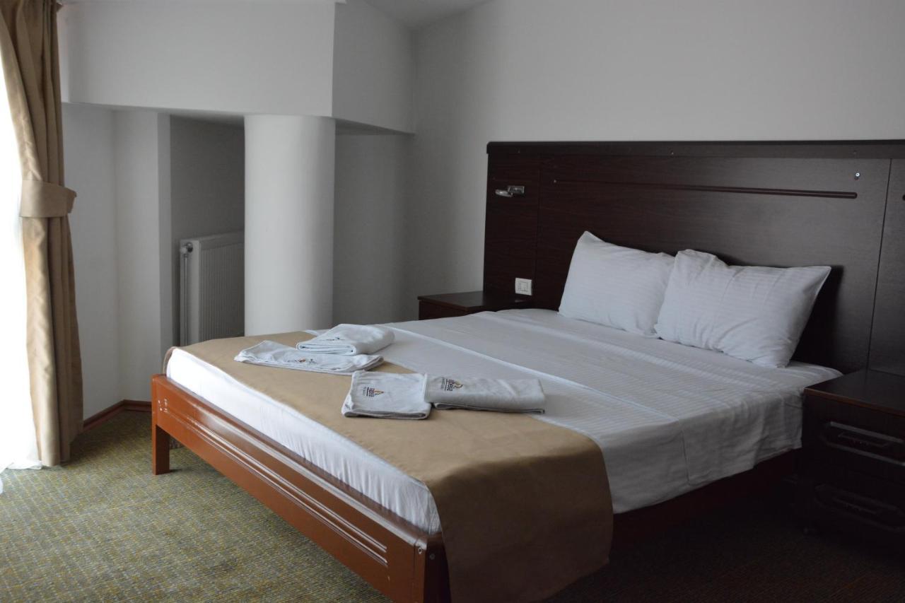 Arabella Hotel Kicevo Luaran gambar