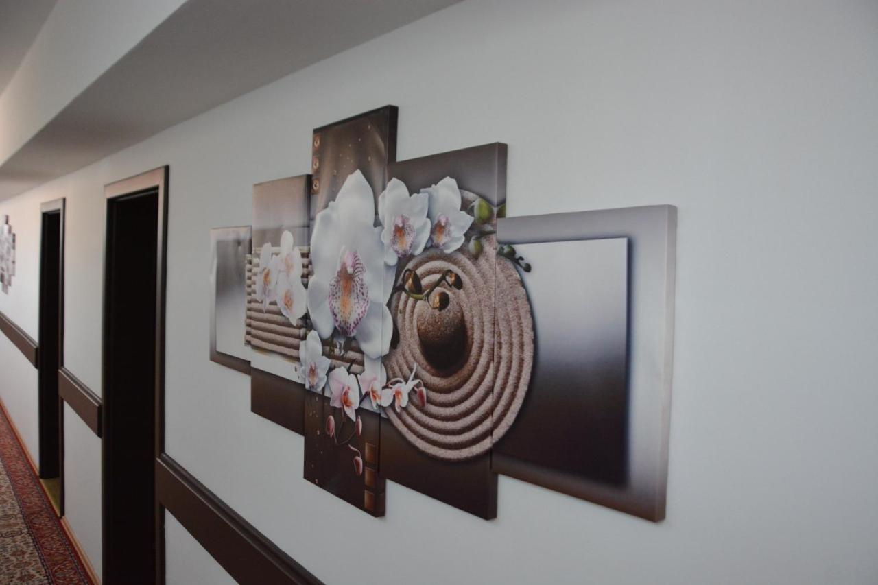 Arabella Hotel Kicevo Luaran gambar