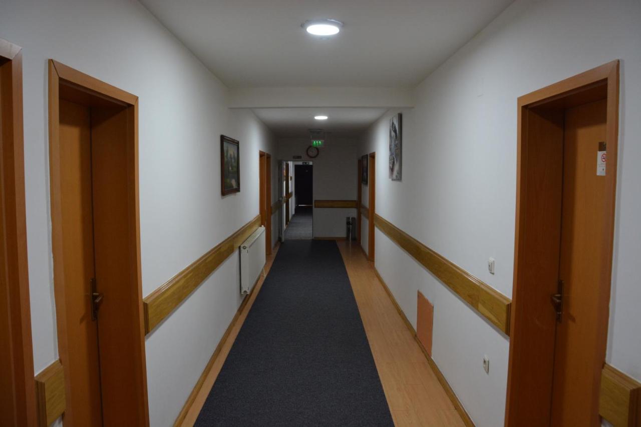 Arabella Hotel Kicevo Luaran gambar