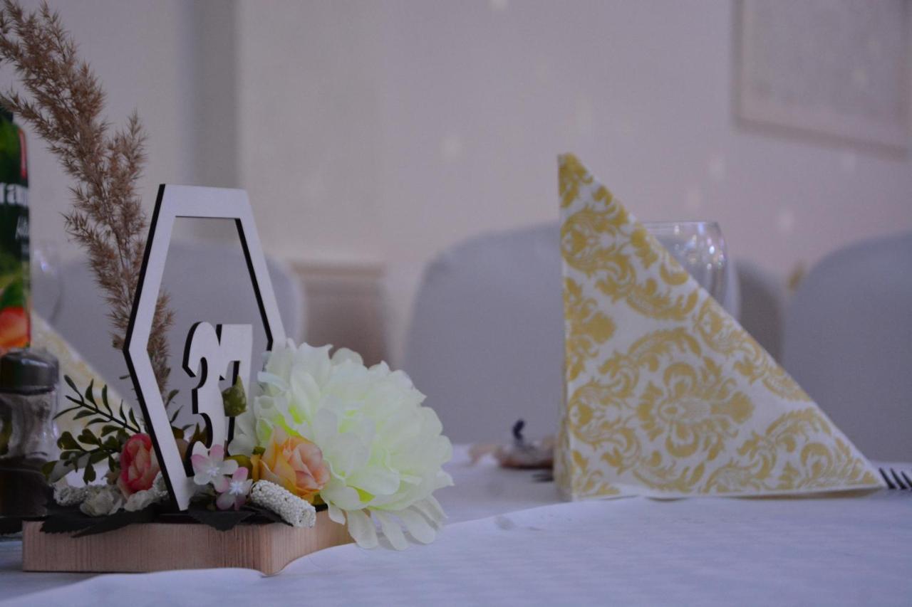 Arabella Hotel Kicevo Luaran gambar