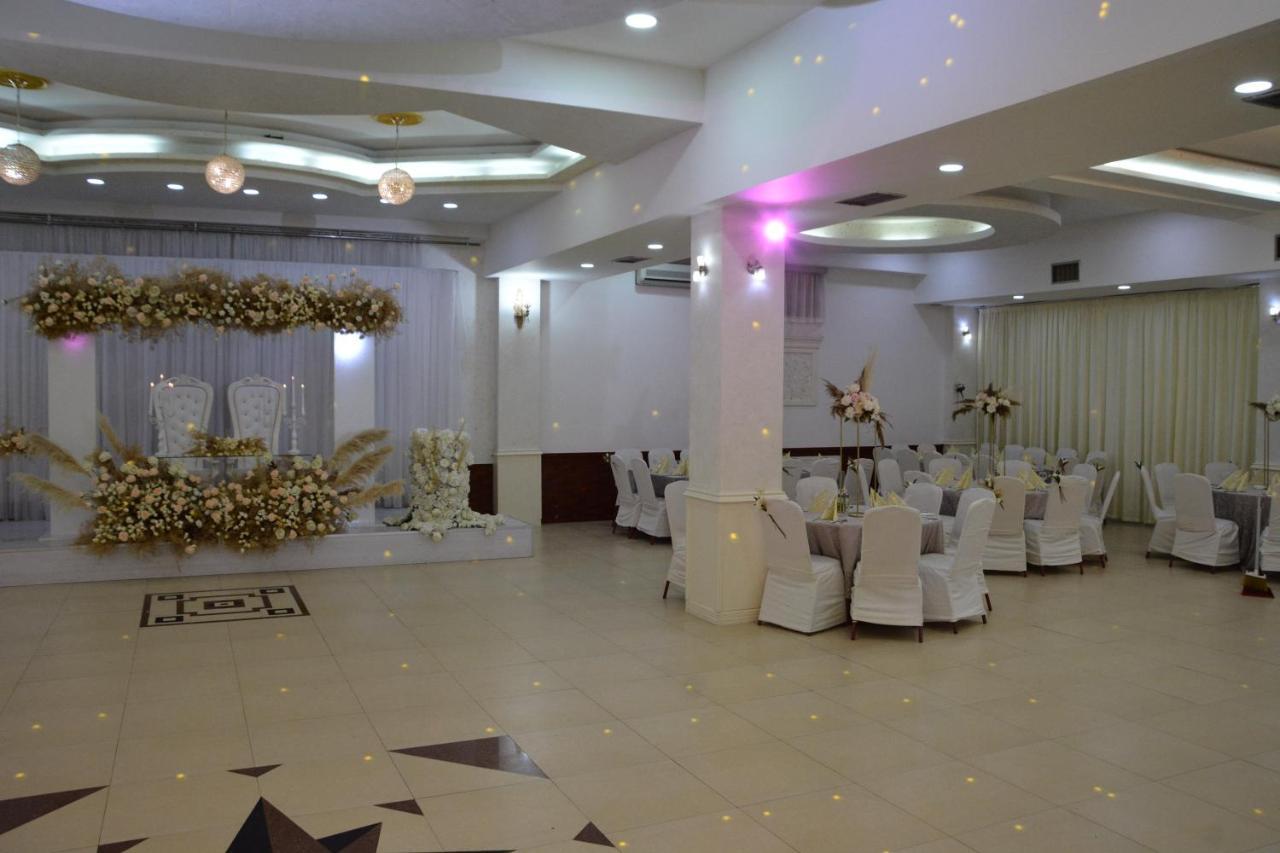 Arabella Hotel Kicevo Luaran gambar