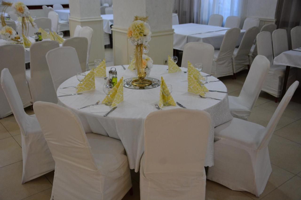 Arabella Hotel Kicevo Luaran gambar